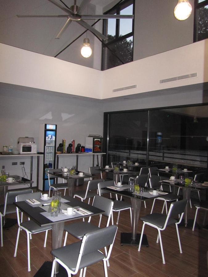 H La Cabana Pozuelo de Alarcón Esterno foto