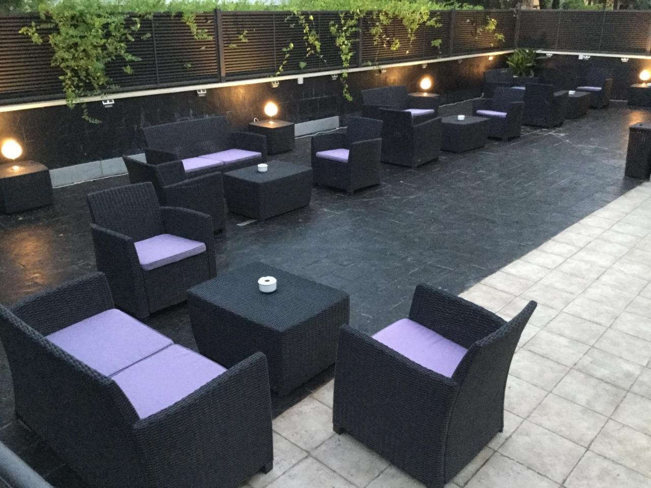 H La Cabana Pozuelo de Alarcón Esterno foto